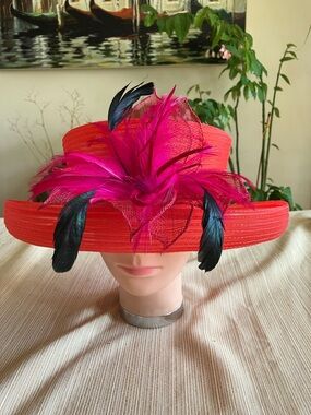 Elegant Red Ladies Hat with Pink Feathered Accent